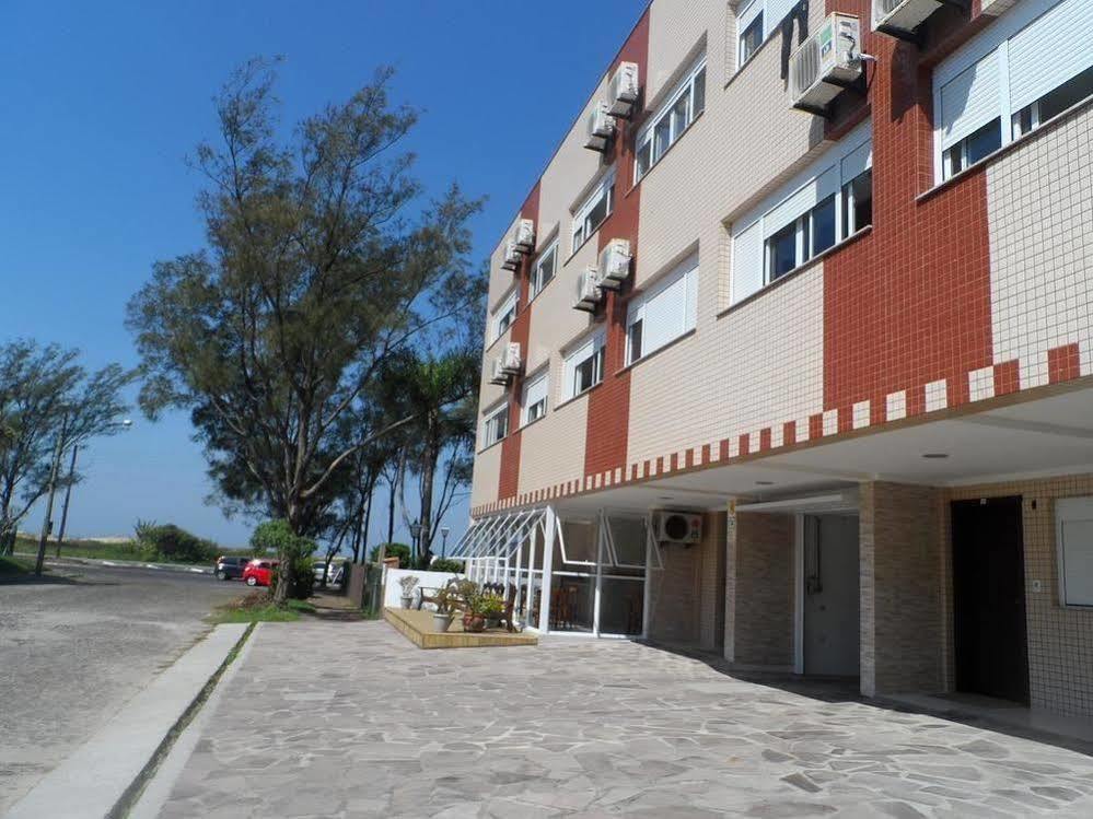 Jardim Do Mar-suítes Com Sacada-suítes Com Cozinha Vista Mar-piscina Vista Mar Dos Molhes- Visite Nossa Pagina Na Internet 2* Torres